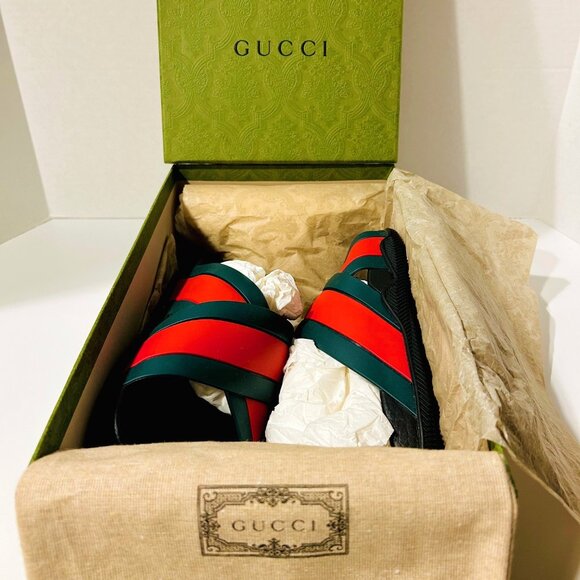 GUCCI Criss Cross Rubber Sandals Brand New In Box - Picture 3 of 10